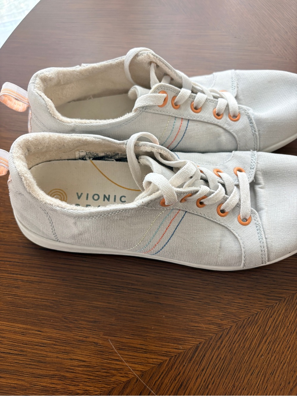 Vionic Beach Light Gray Canvas Lace-Up Sneakers - Picture 3 of 4